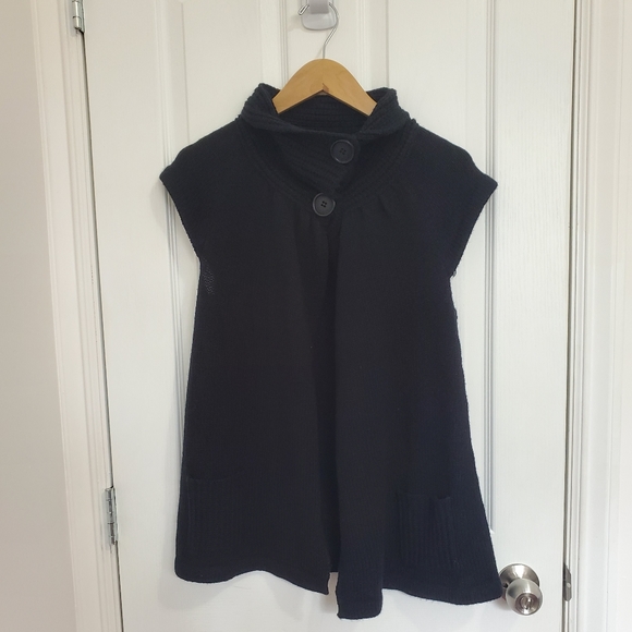 3/$20 Seduction knit Funnel Neck Sweater Cape